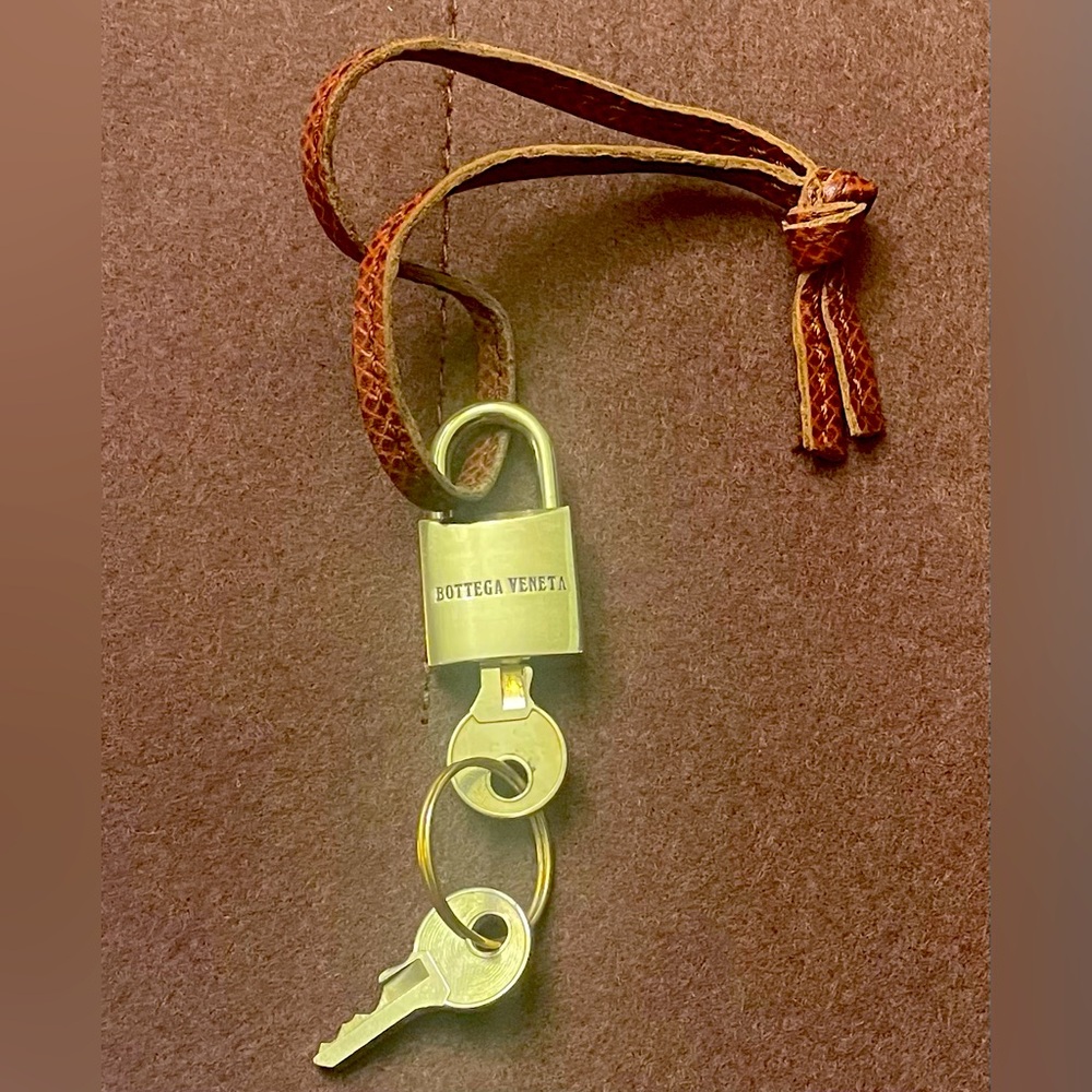 Vintage Original Bottega Veneta Luggage Brass lock and keys